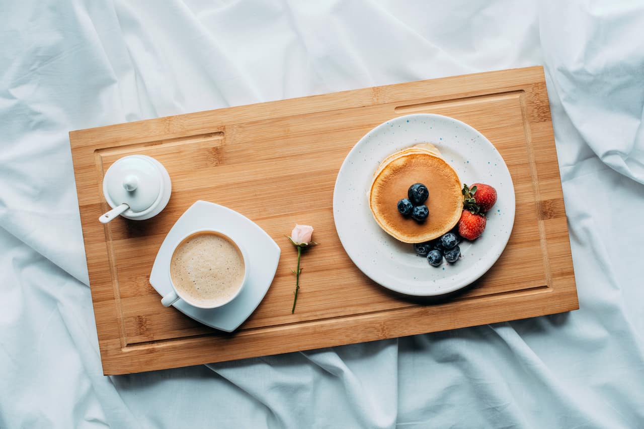 Service Lifts - breakfast in bed